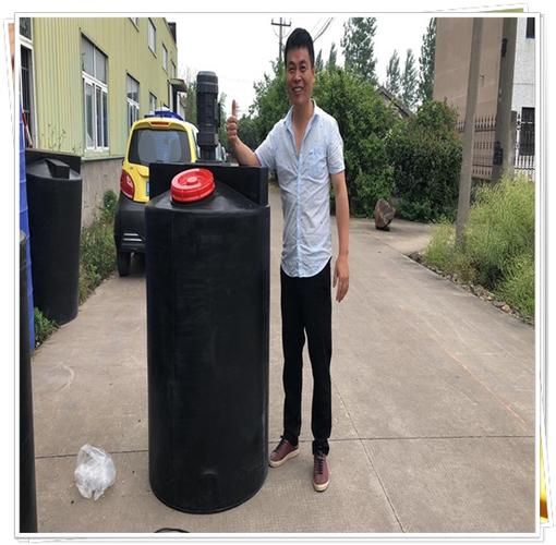 10吨防腐pe储罐出厂价(化工药剂桶)一,15立方塑料胶桶厂家订购1.